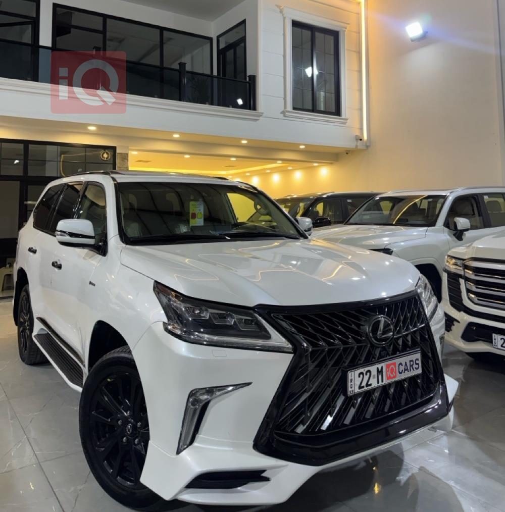 Lexus LX